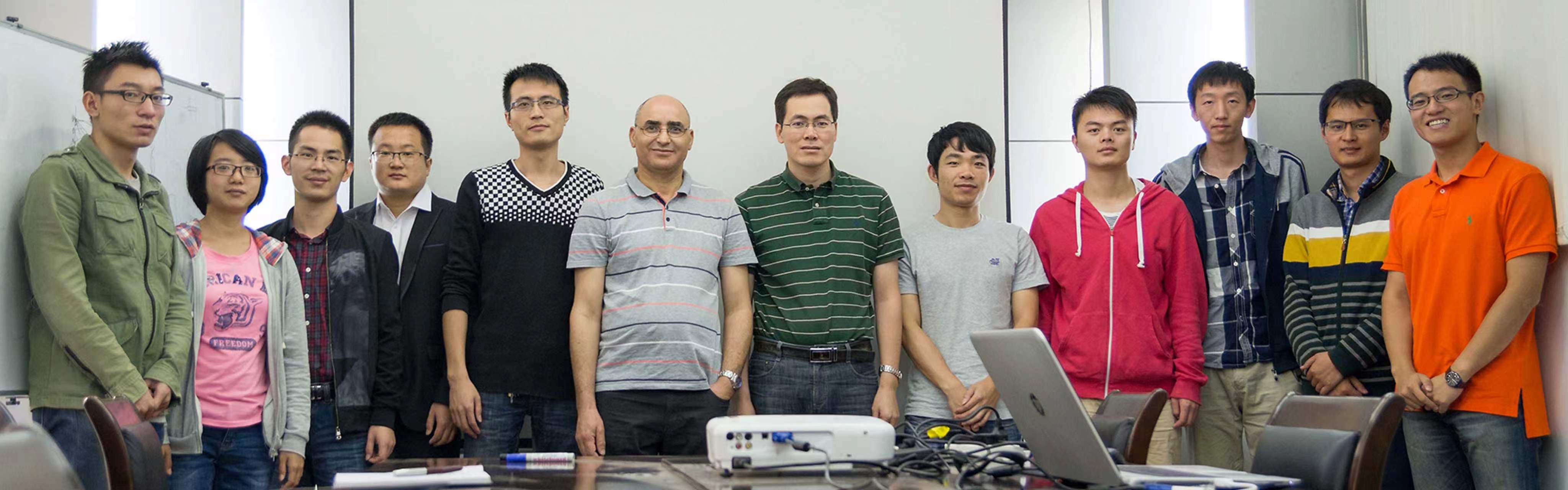 课题组学术会议合影